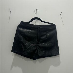 Lg pleather shorts